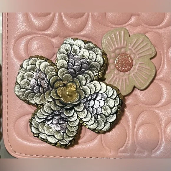 Coach 1941 Dinky Crossbody Bag! - Picture 3 of 14